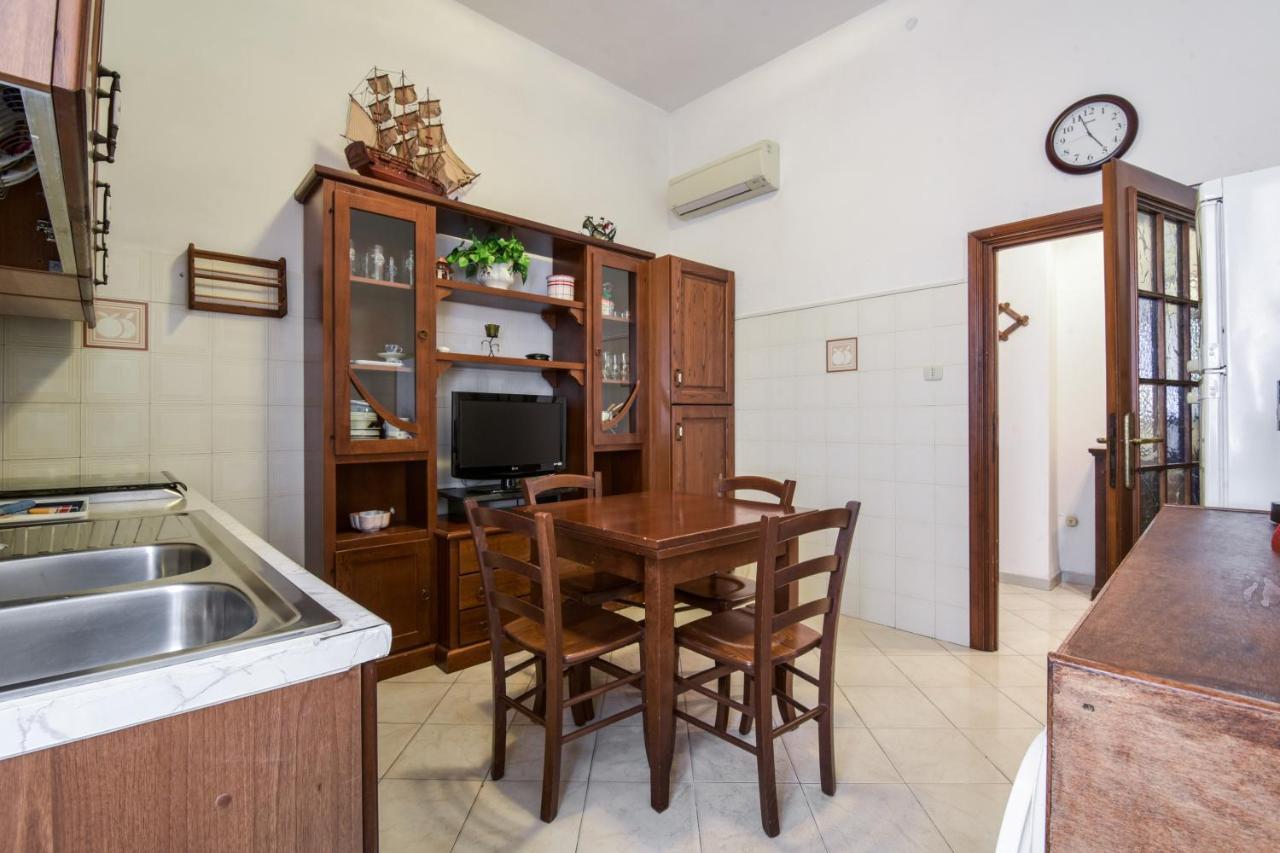 Elegant Apartment With Sea View In Porto Santo Stefano 89 M² Exterior foto