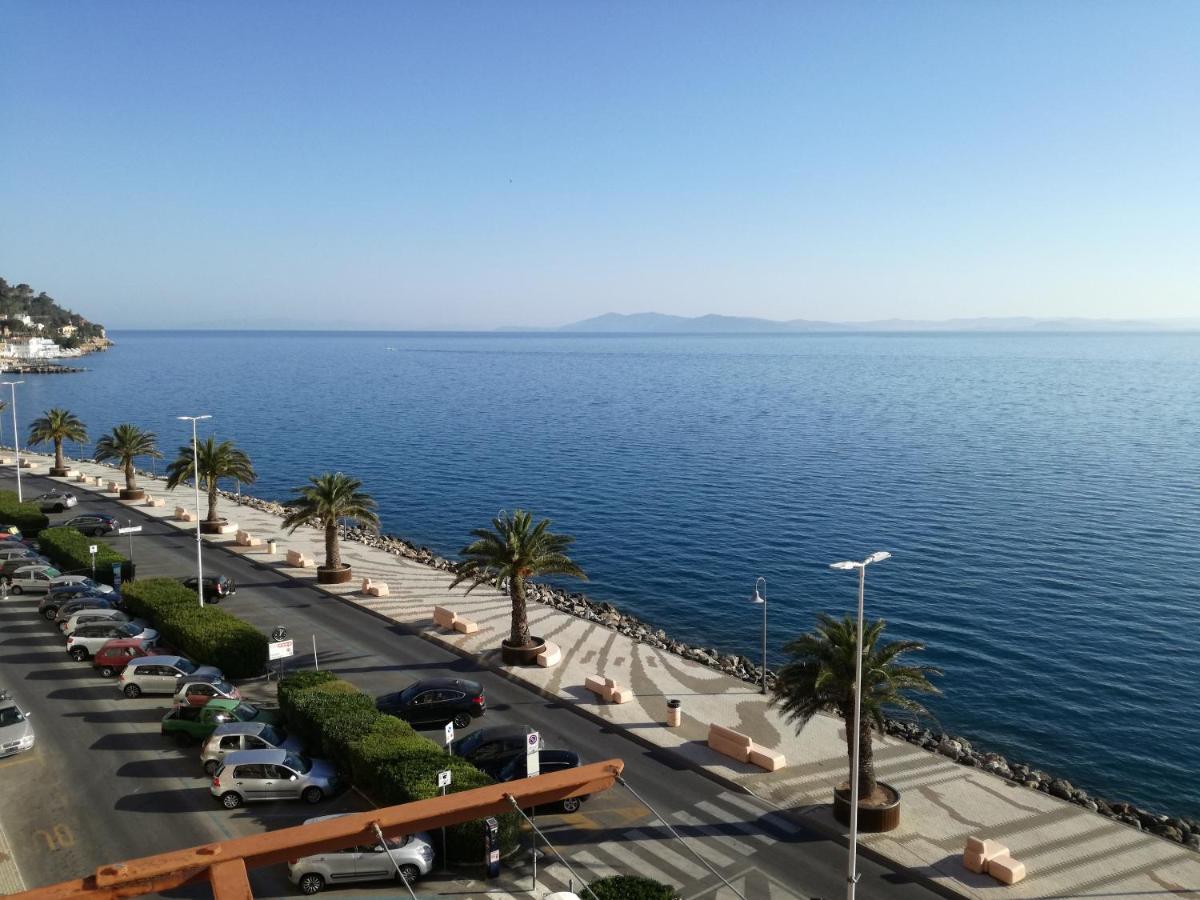 Elegant Apartment With Sea View In Porto Santo Stefano 89 M² Exterior foto
